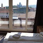 Panorama *